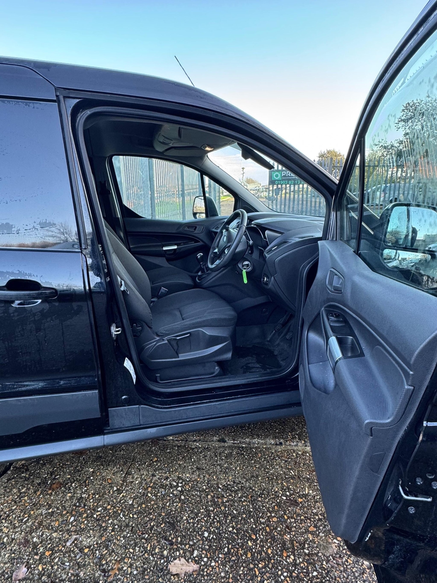 Used Ford Transit Connect 2015 for sale - 77143890: Photo 47