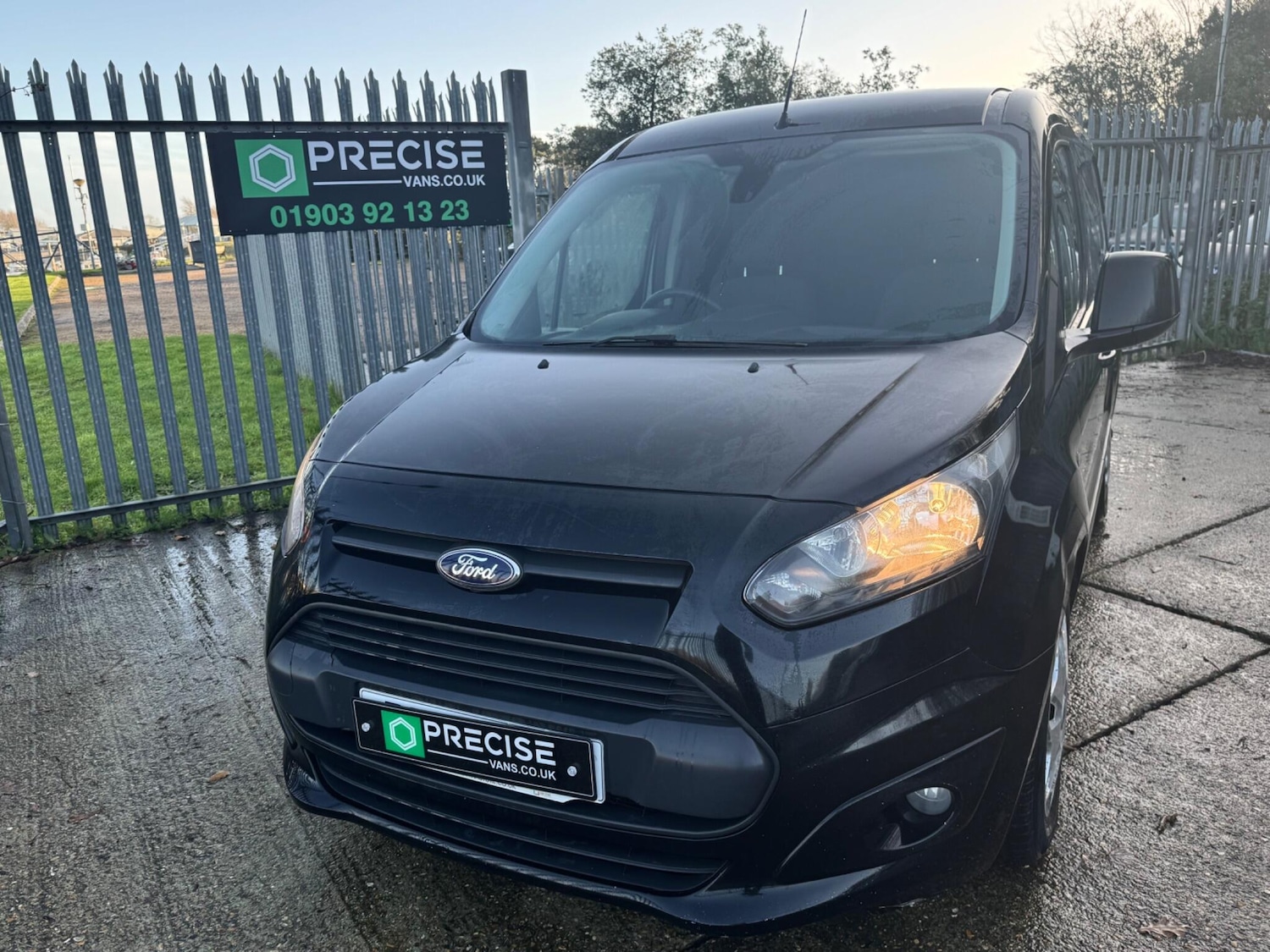 Used Ford Transit Connect 2015 for sale - 77143890: Photo 8