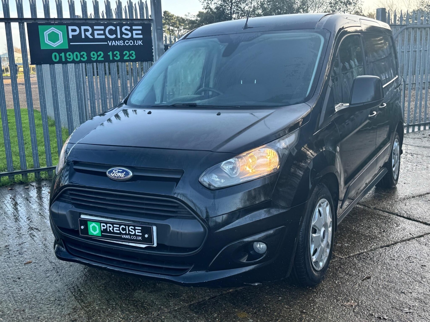 Used Ford Transit Connect 2015 for sale - 77143890: Photo 9