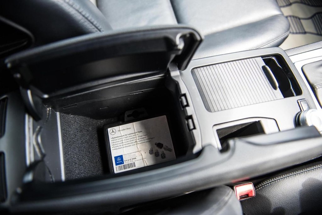 Used Mercedes-Benz C Class 2010 for sale - 77378695: Photo 48