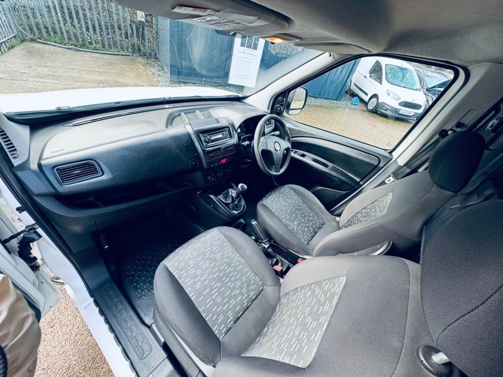 Used Vauxhall Combo 2013 for sale - 77436845: Photo 2