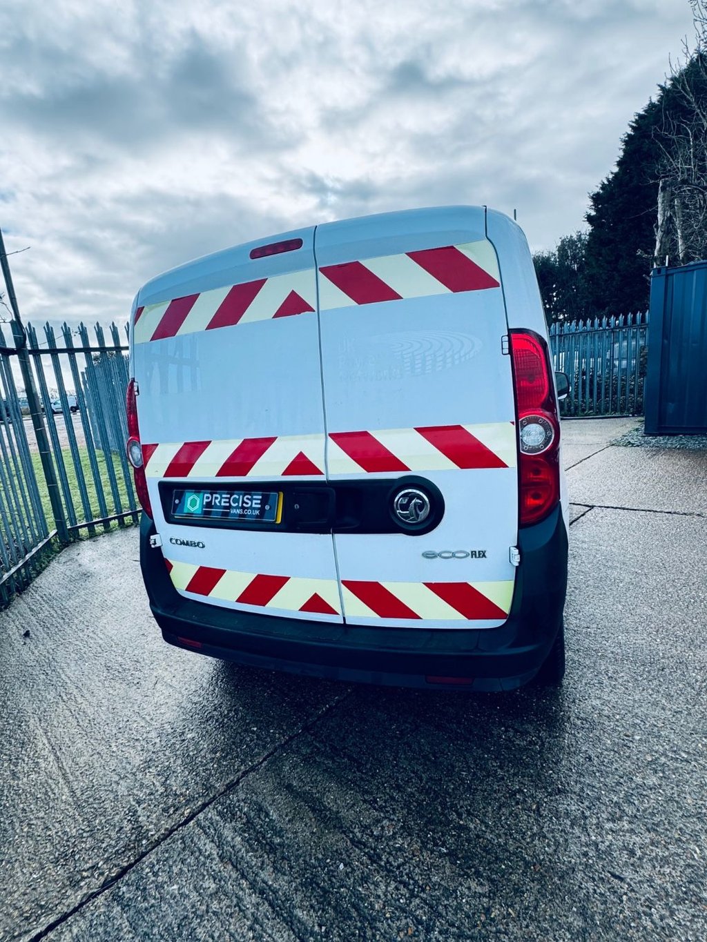 Used Vauxhall Combo 2013 for sale - 77436845: Photo 8