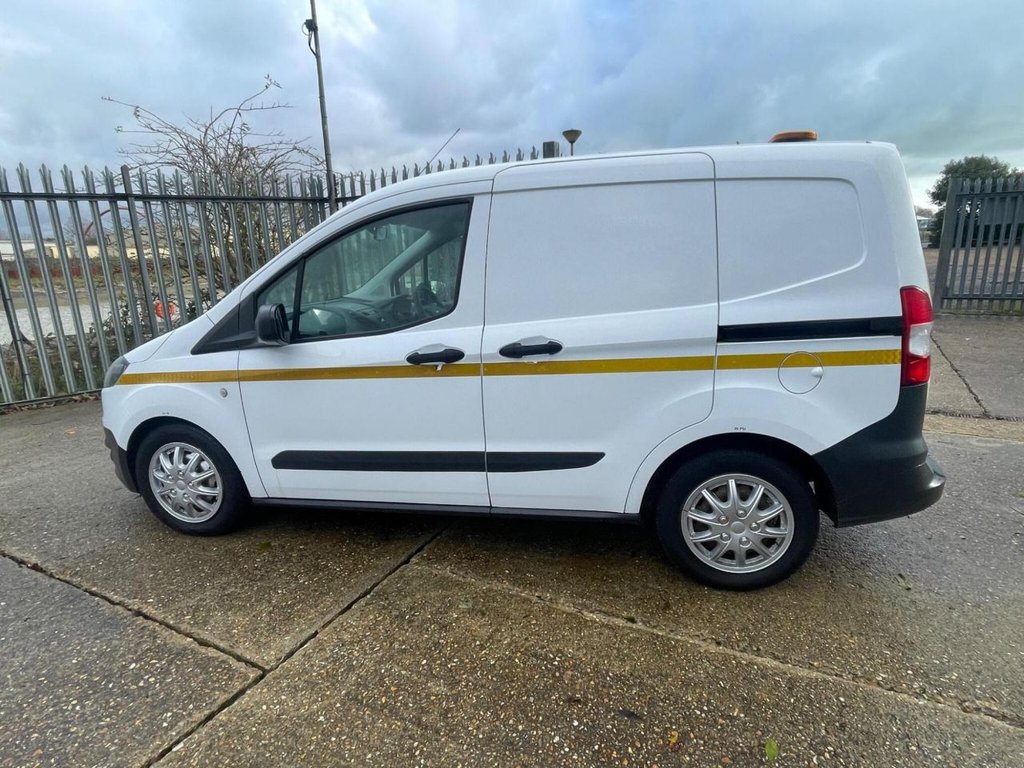 Used Ford Transit Courier 2017 for sale - 77378687: Photo 11
