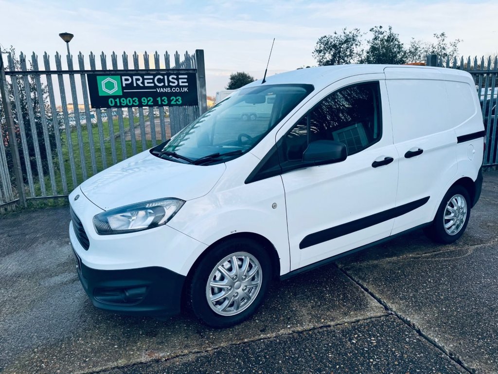 Used Ford Transit Courier 2017 for sale - 77378687: Photo 28