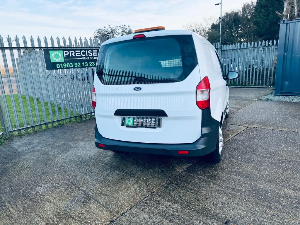 Used Ford Transit Courier 2017 for sale - 77378687: Photo 34