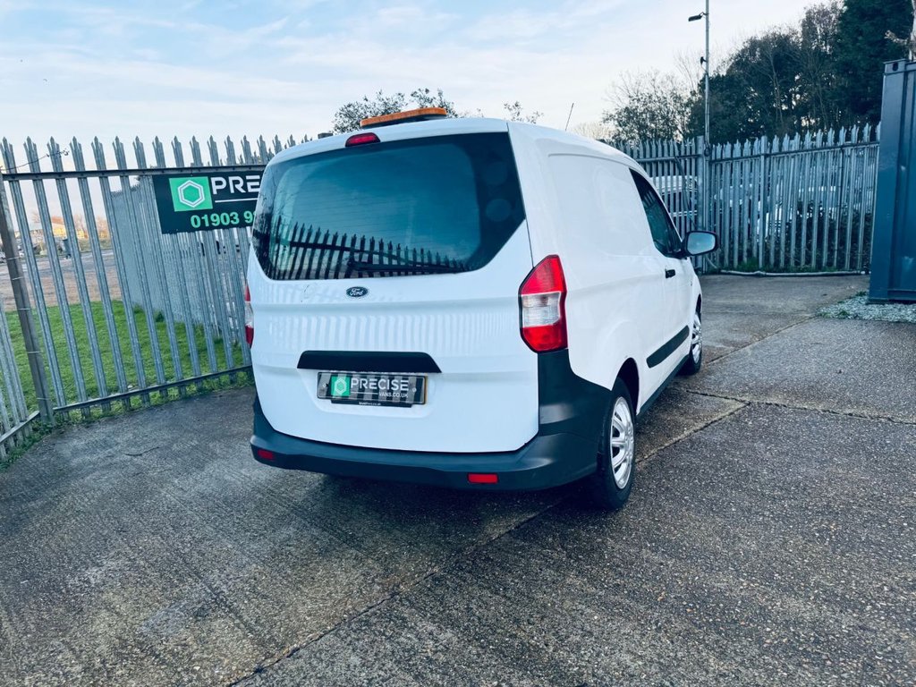Used Ford Transit Courier 2017 for sale - 77378687: Photo 35