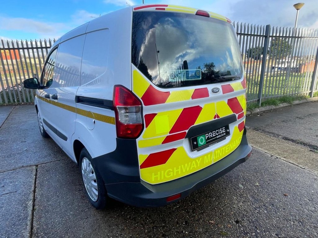 Used Ford Transit Courier 2017 for sale - 77378687: Photo 6
