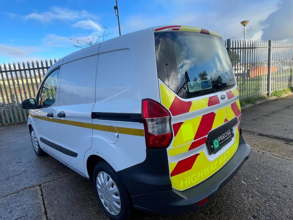 Used Ford Transit Courier 2017 for sale - 77378687: Photo 7