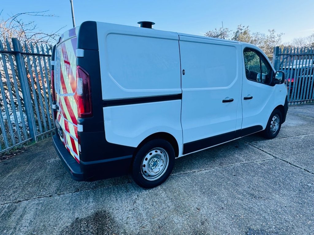 Used Vauxhall Vivaro 2014 for sale - 77378686: Photo 24