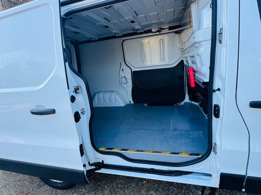 Used Vauxhall Vivaro 2014 for sale - 77378686: Photo 35