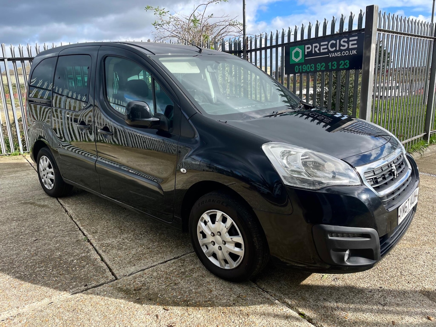 Used Peugeot Partner Tepee 2018 for sale - 77144572: Photo 14