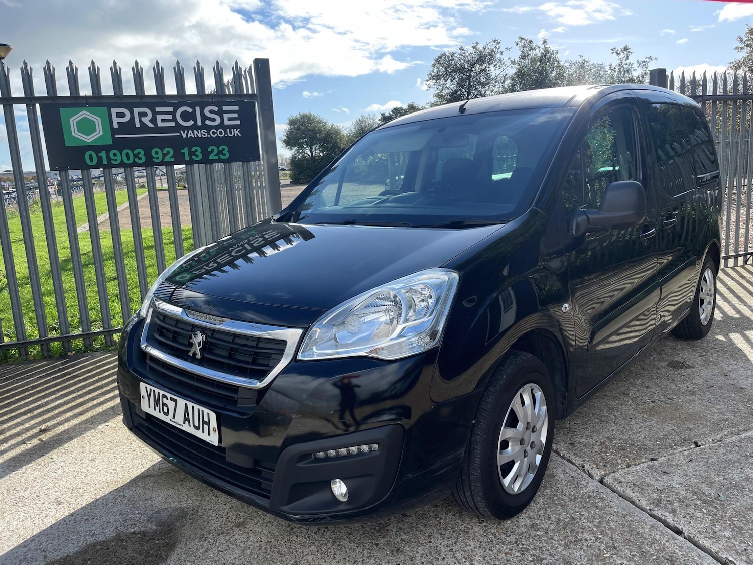 Used Peugeot Partner Tepee 2018 for sale - 77144572: Photo 19