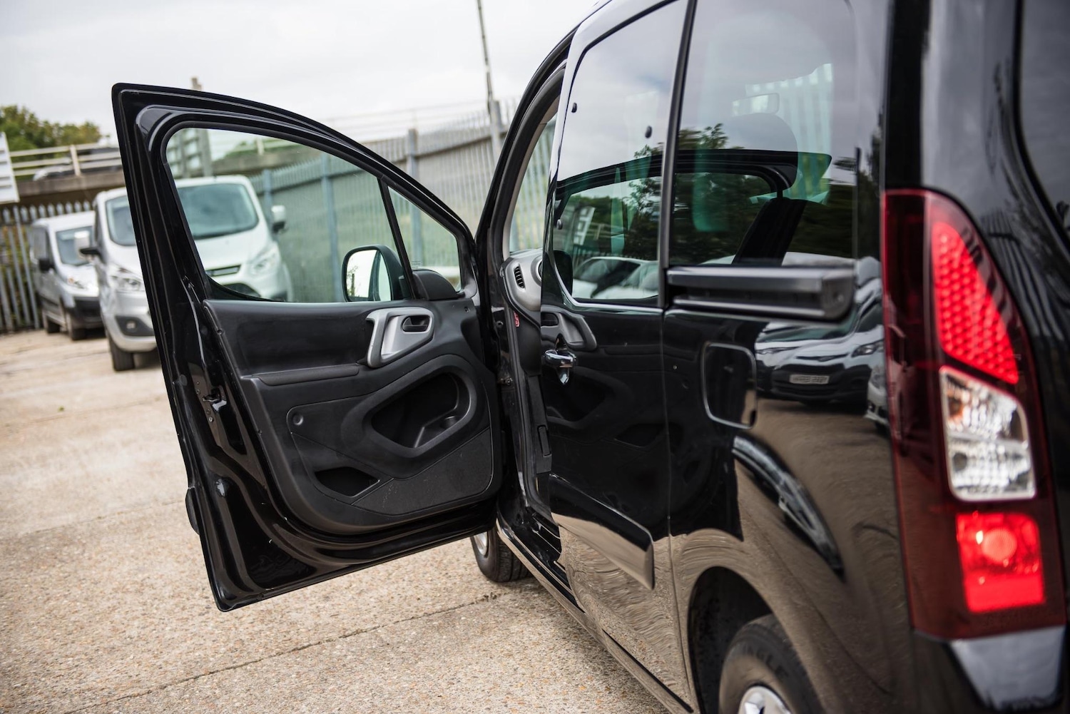 Used Peugeot Partner Tepee 2018 for sale - 77144572: Photo 68