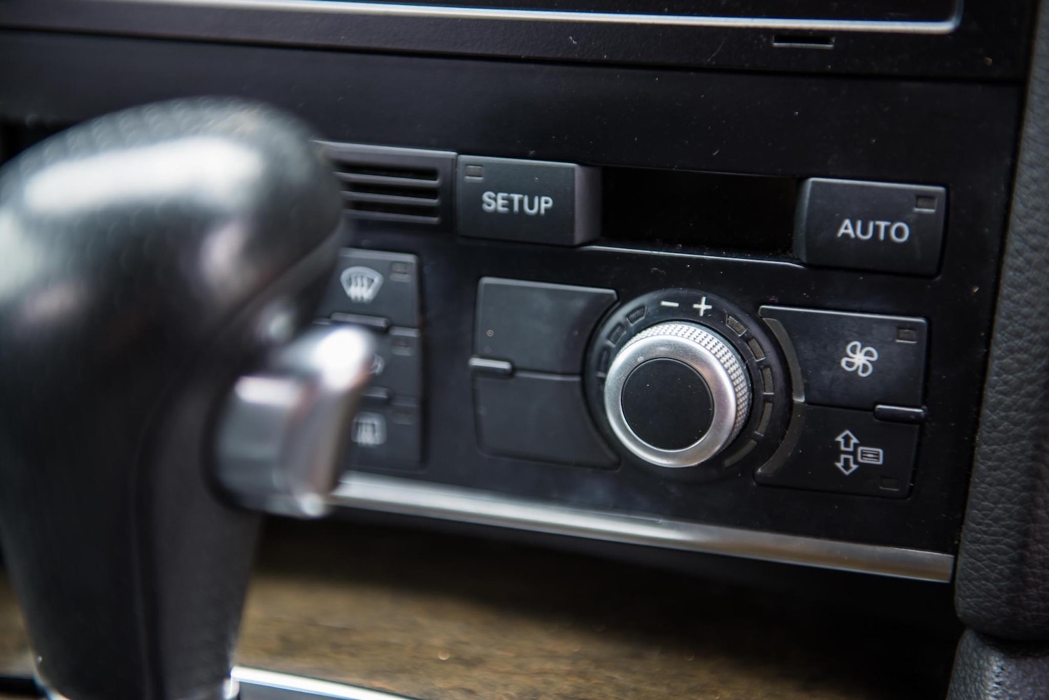 Used Audi Q7 2007 for sale - 77144597: Photo 65