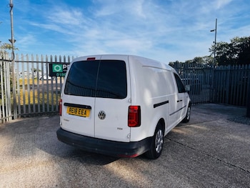 Used Volkswagen Caddy Maxi 2018 for sale - 79160107: Photo