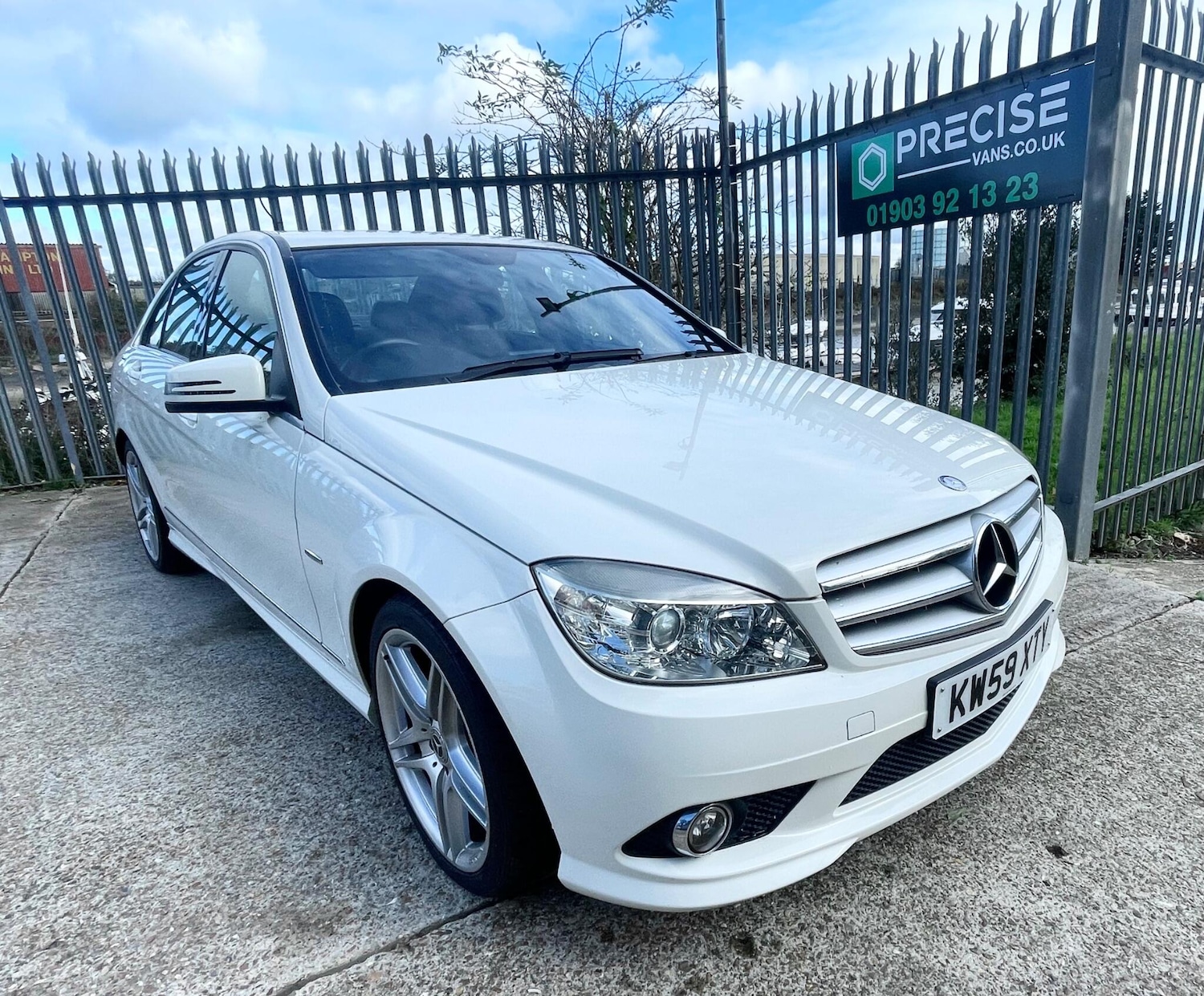 Used Mercedes-Benz C Class 2010 for sale - 77144620: Photo 10
