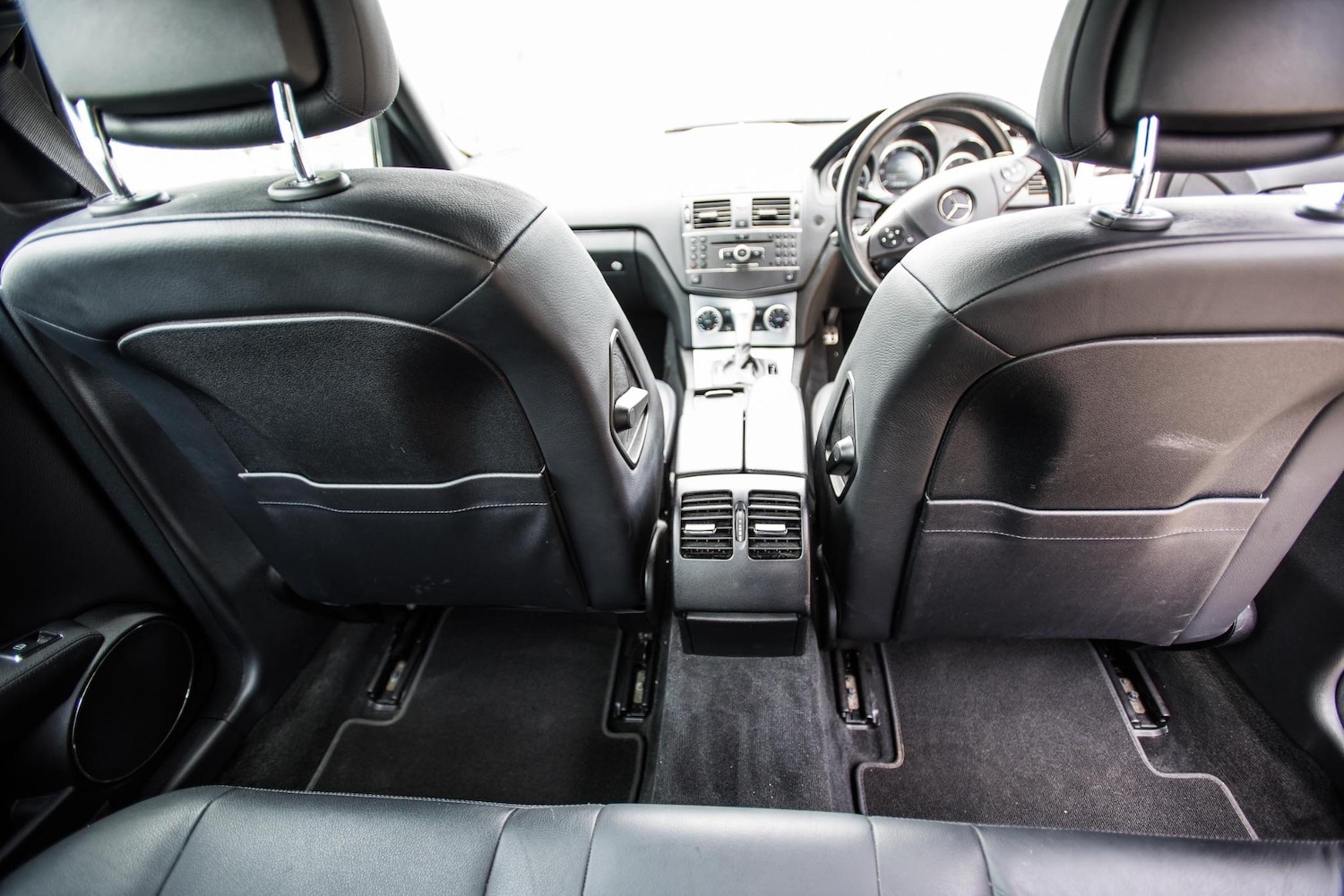 Used Mercedes-Benz C Class 2010 for sale - 77144620: Photo 45