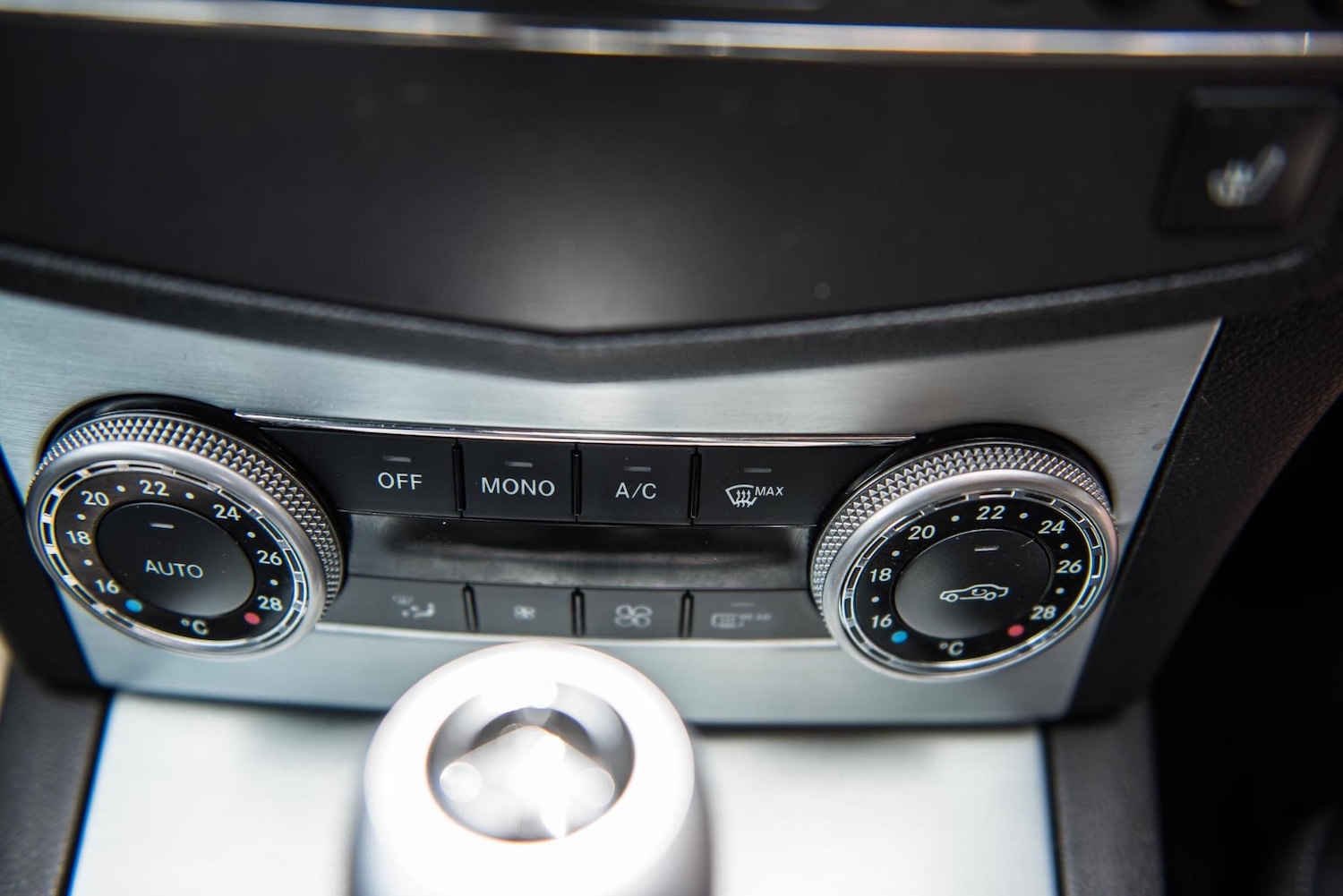 Used Mercedes-Benz C Class 2010 for sale - 77144620: Photo 54