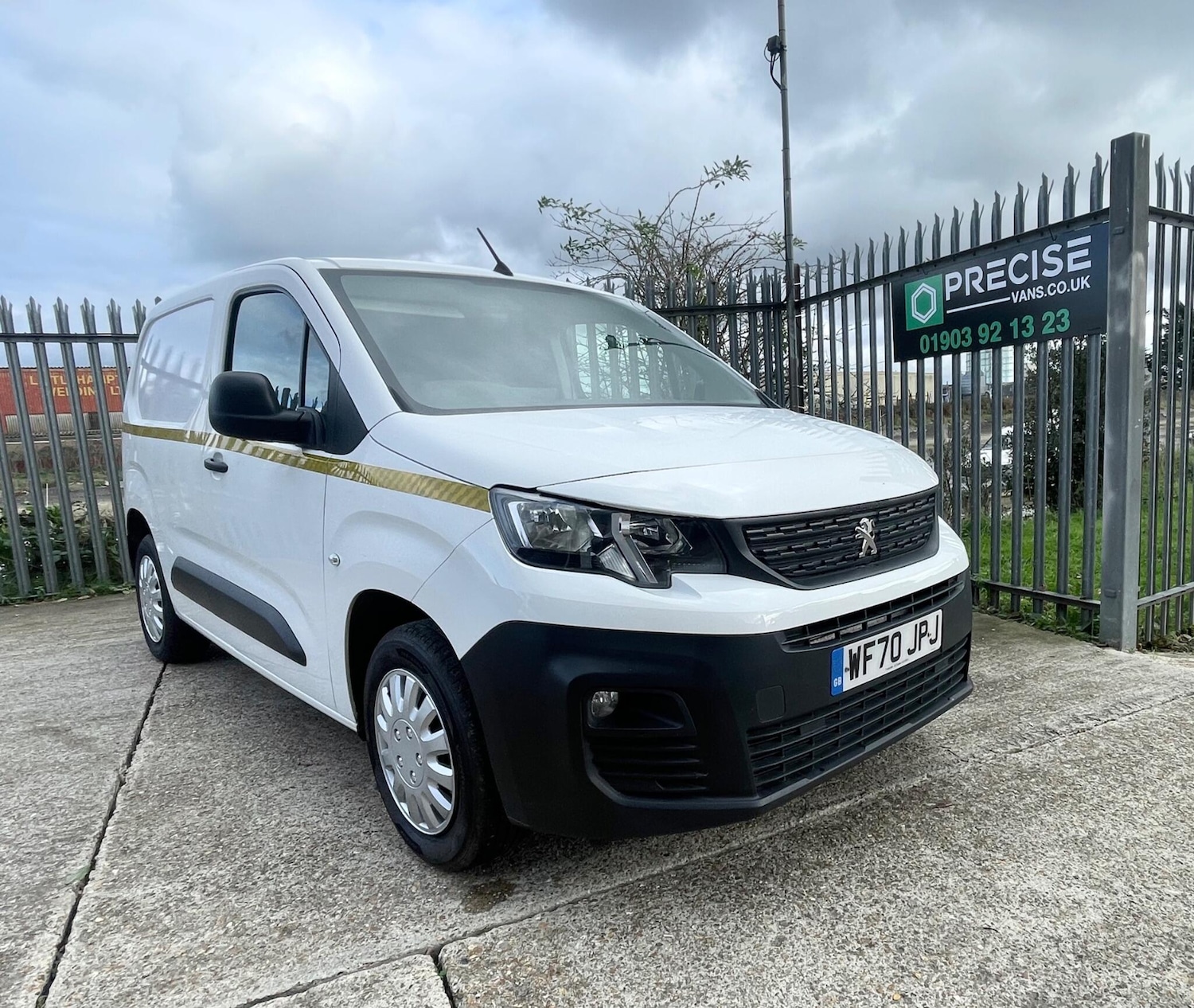 Used Peugeot Partner 2020 for sale - 77143975: Photo 3