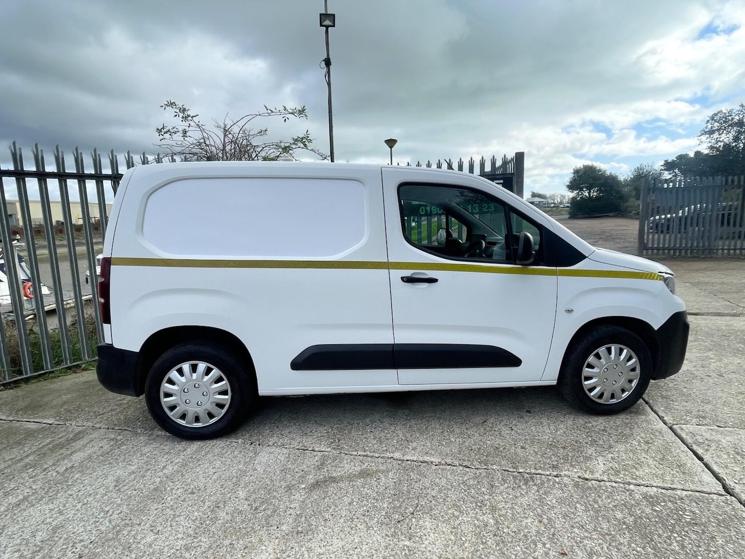 Used Peugeot Partner 2020 for sale - 77143975: Photo 44