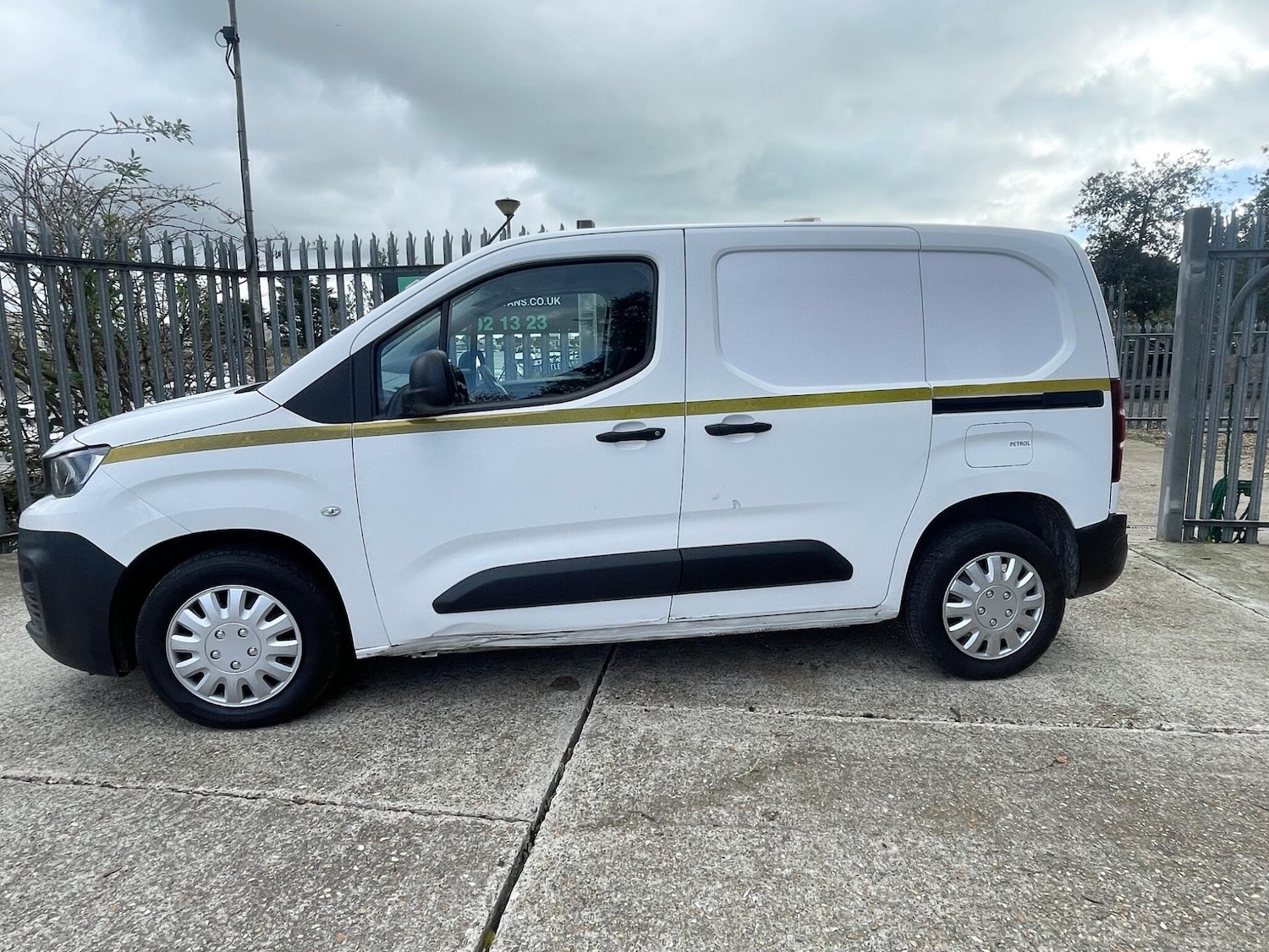 Used Peugeot Partner 2020 for sale - 77143975: Photo 5