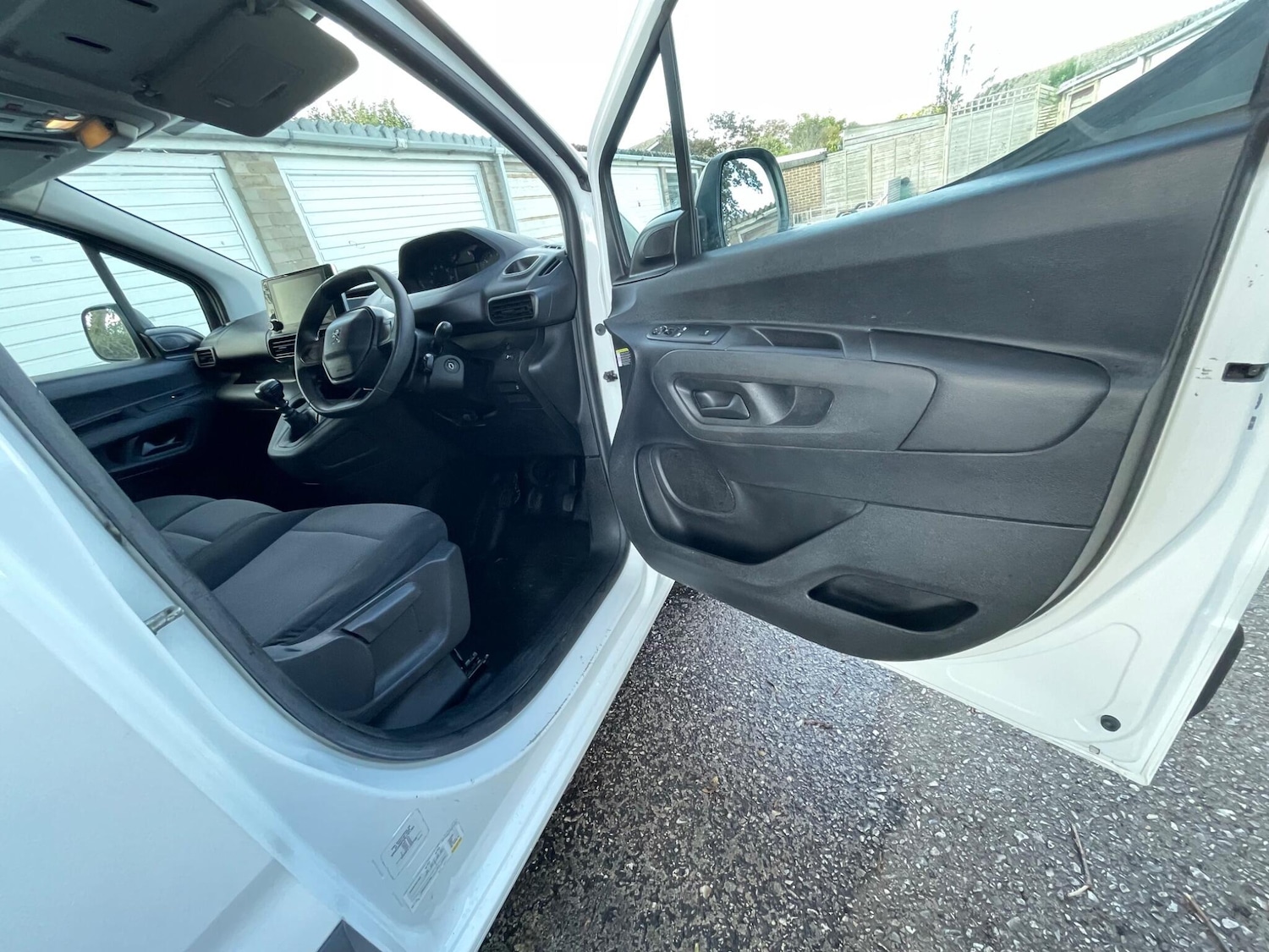 Used Peugeot Partner 2020 for sale - 77143975: Photo 57