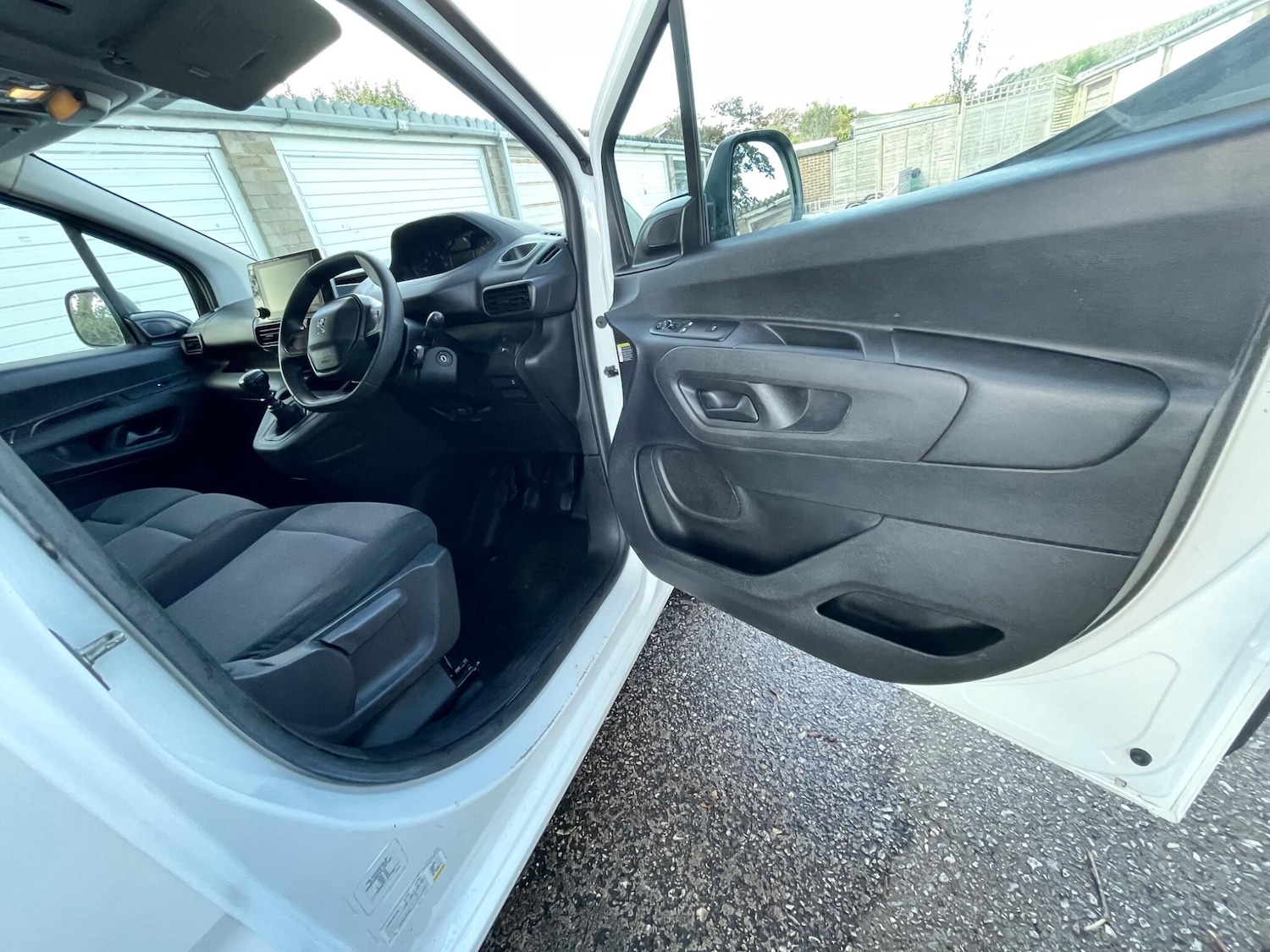 Used Peugeot Partner 2020 for sale - 77143975: Photo 58