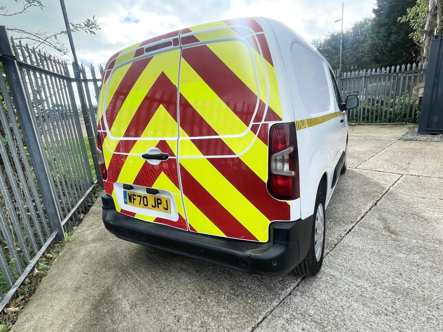 Used Peugeot Partner 2020 for sale - 77143975: Photo 64