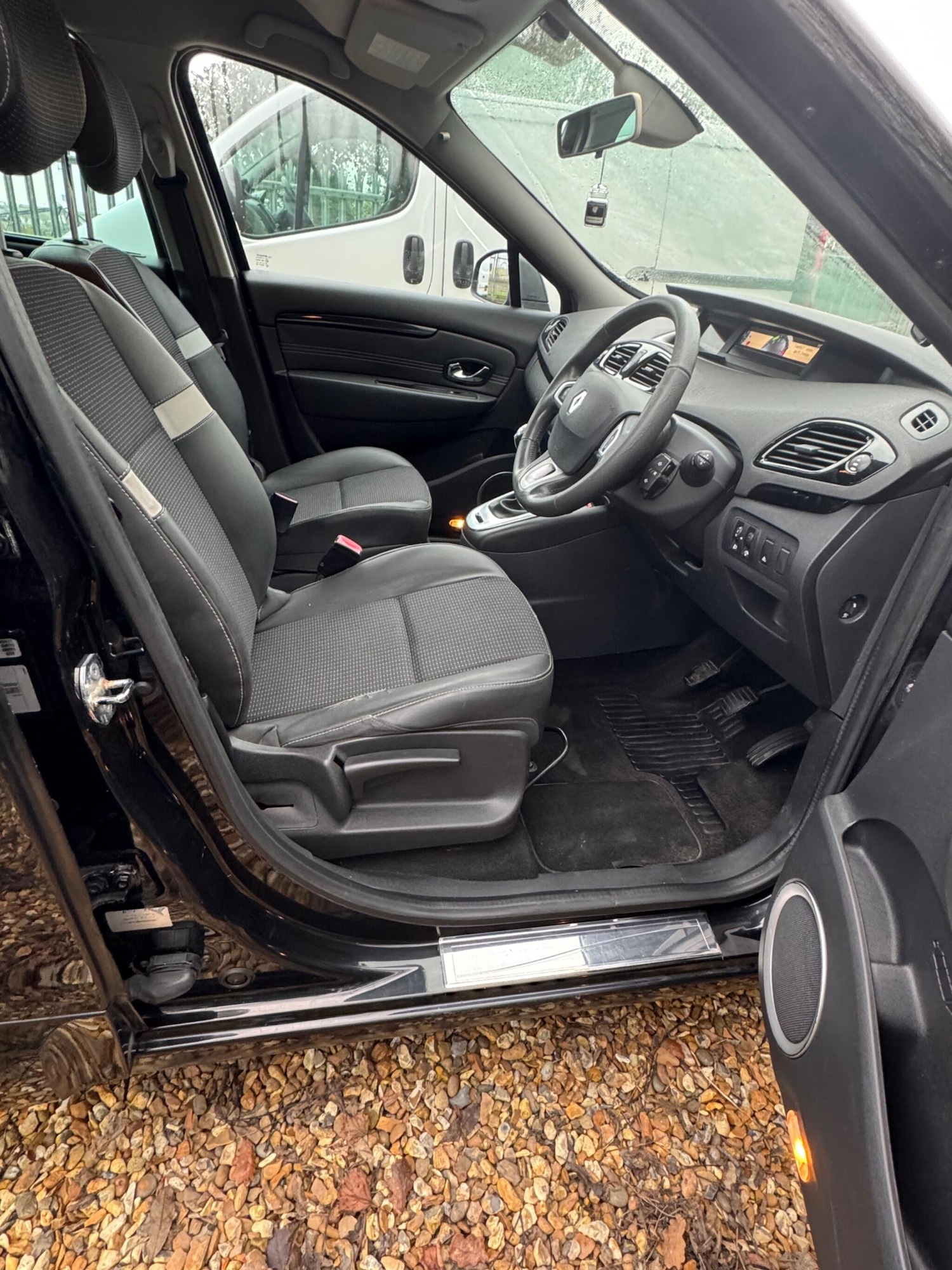 Used Audi Q3 2013 for sale - 77163370: Photo 27