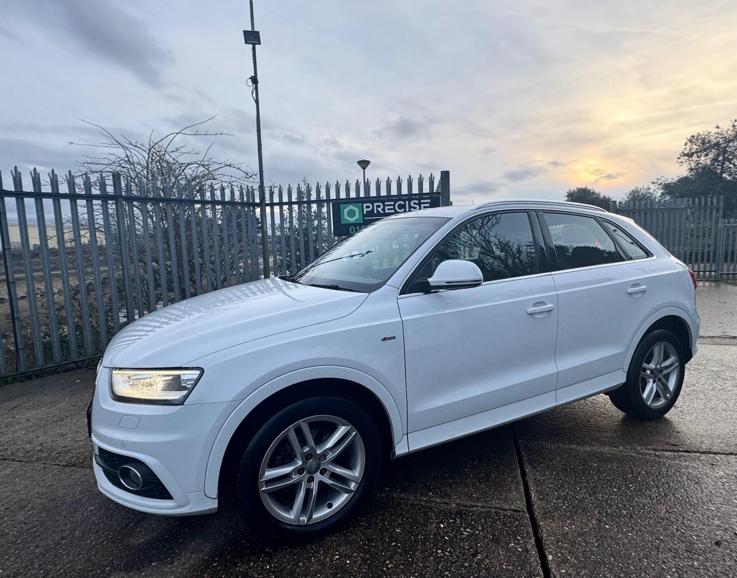 Used Audi Q3 2013 for sale - 77163370: Photo 3