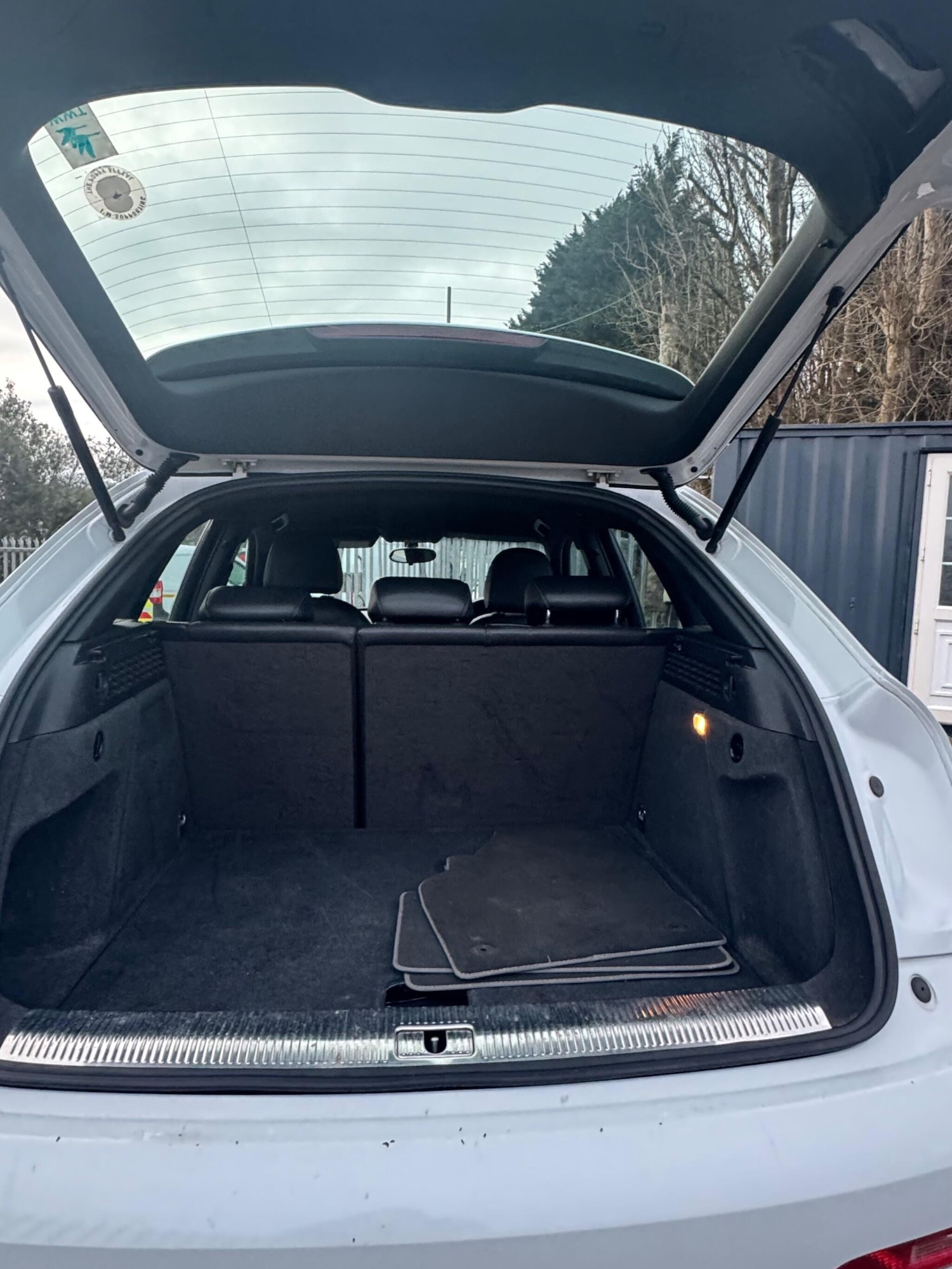 Used Audi Q3 2013 for sale - 77163370: Photo 33