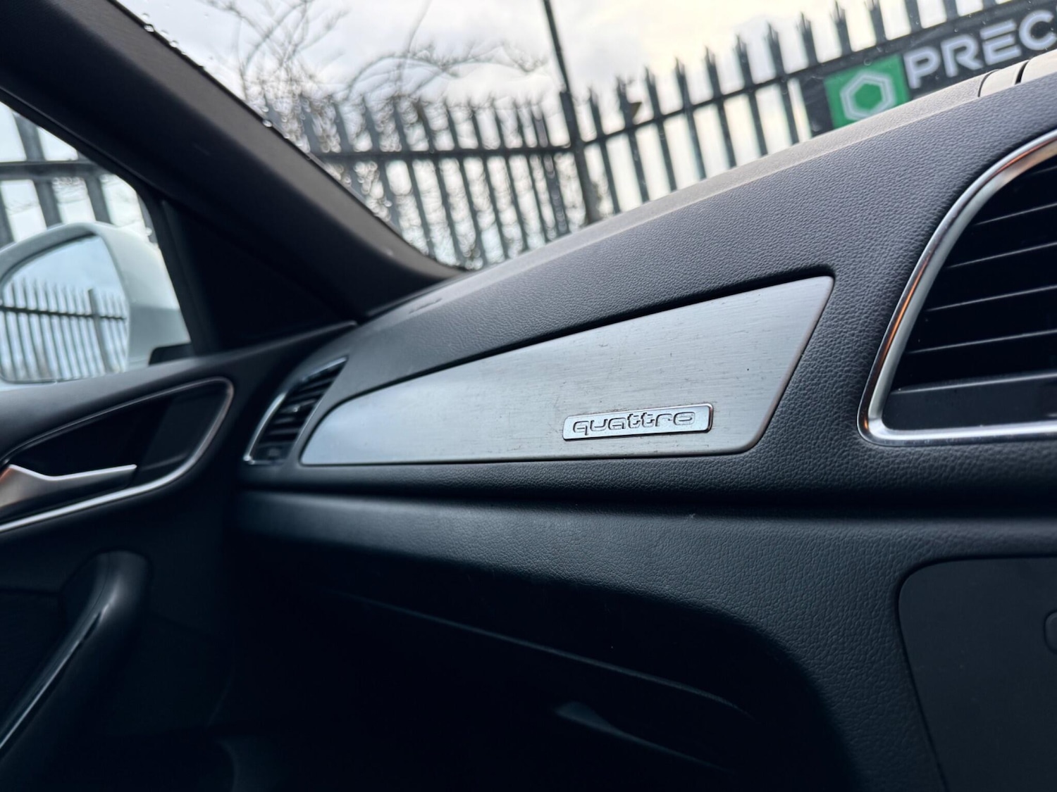 Used Audi Q3 2013 for sale - 77163370: Photo 45