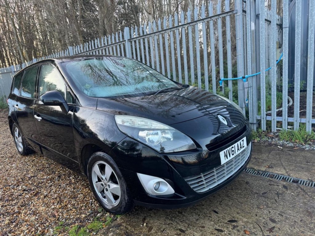 Used Renault Grand Scenic 2011 for sale - 77378685: Photo 20