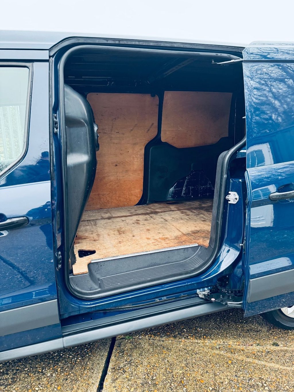 Used Ford Transit Connect 2015 for sale - 77437225: Photo 16