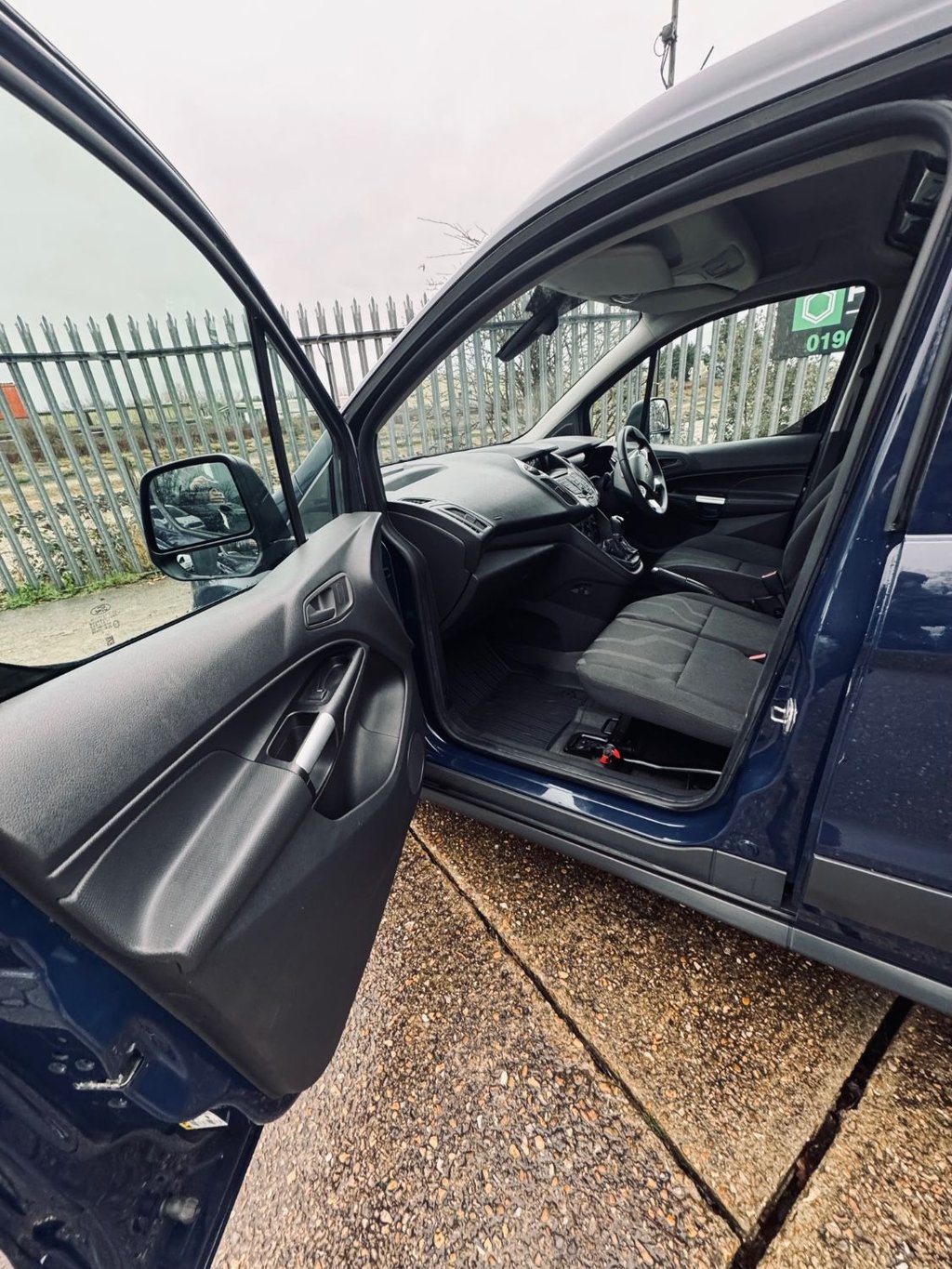 Used Ford Transit Connect 2015 for sale - 77437225: Photo 18