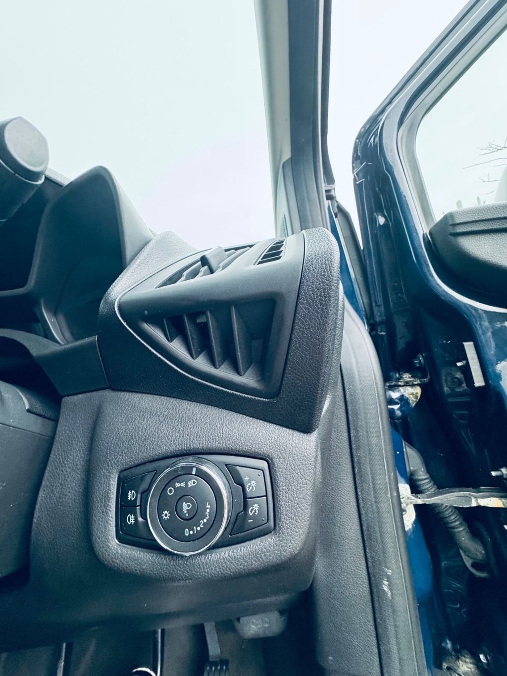 Used Ford Transit Connect 2015 for sale - 77437225: Photo 27