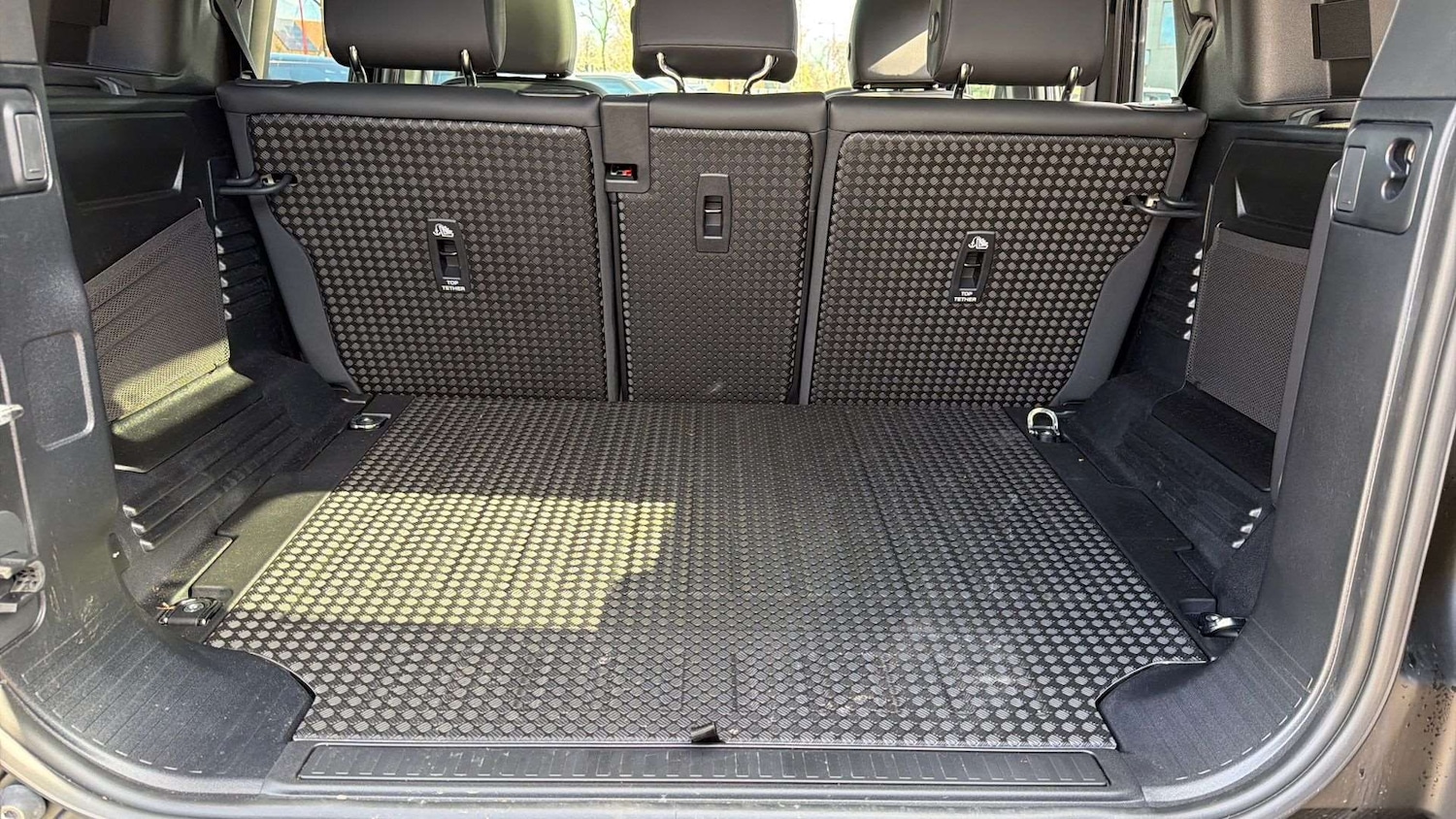 Used Land Rover Defender 2025 for sale - 78161246: Photo 10