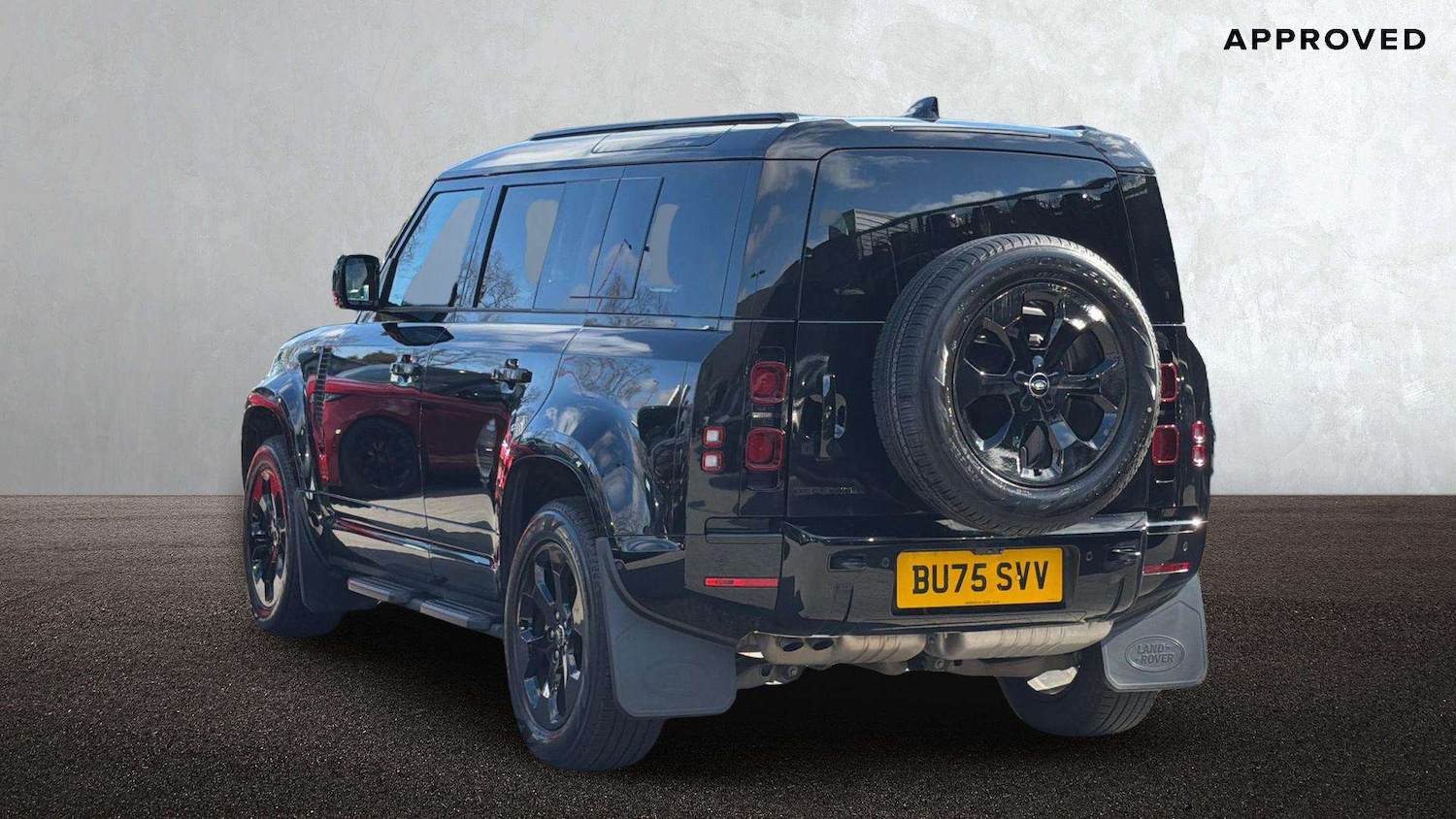 Used Land Rover Defender 2025 for sale - 78161246: Photo 2