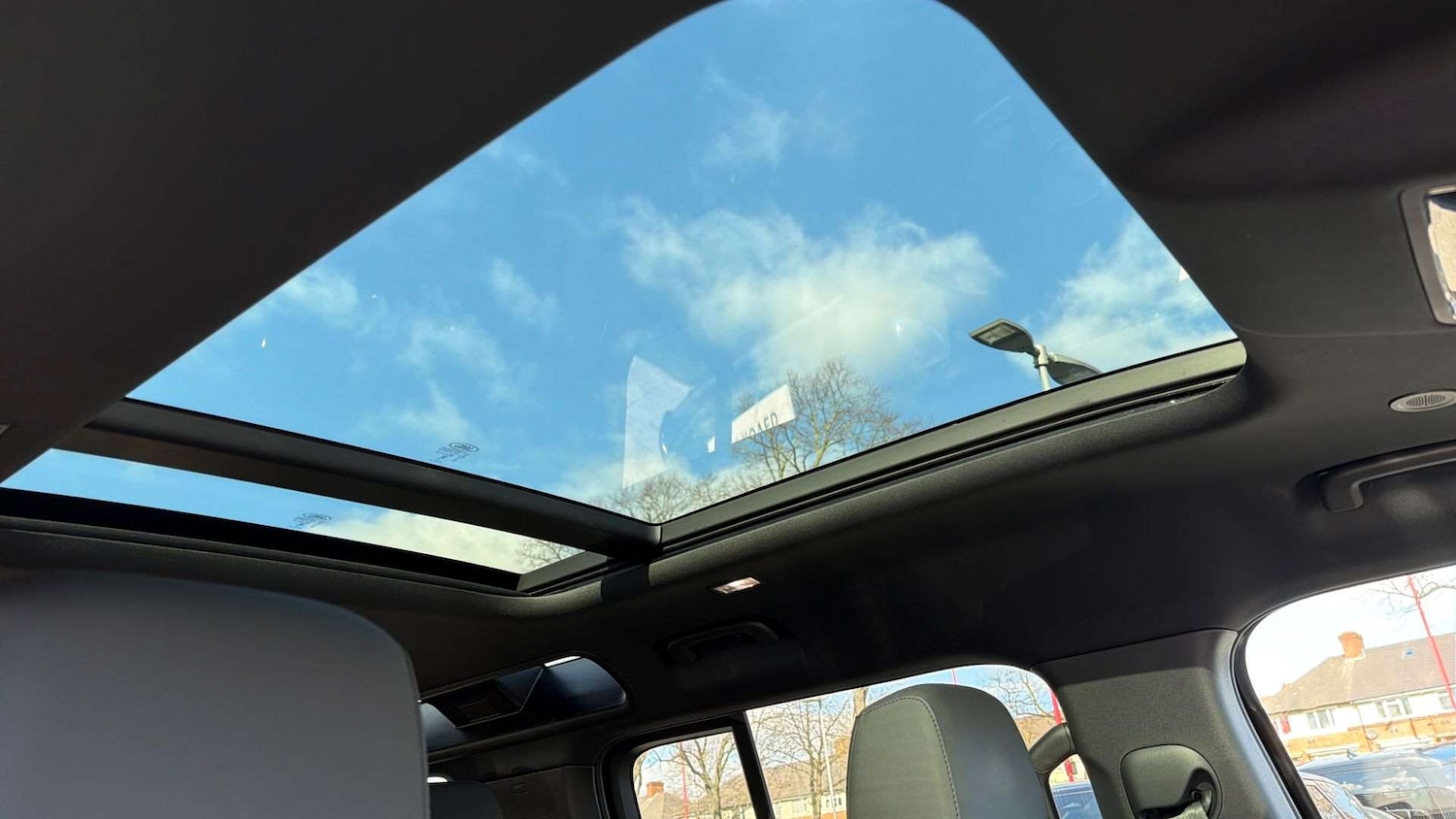 Used Land Rover Defender 2025 for sale - 78161246: Photo 21