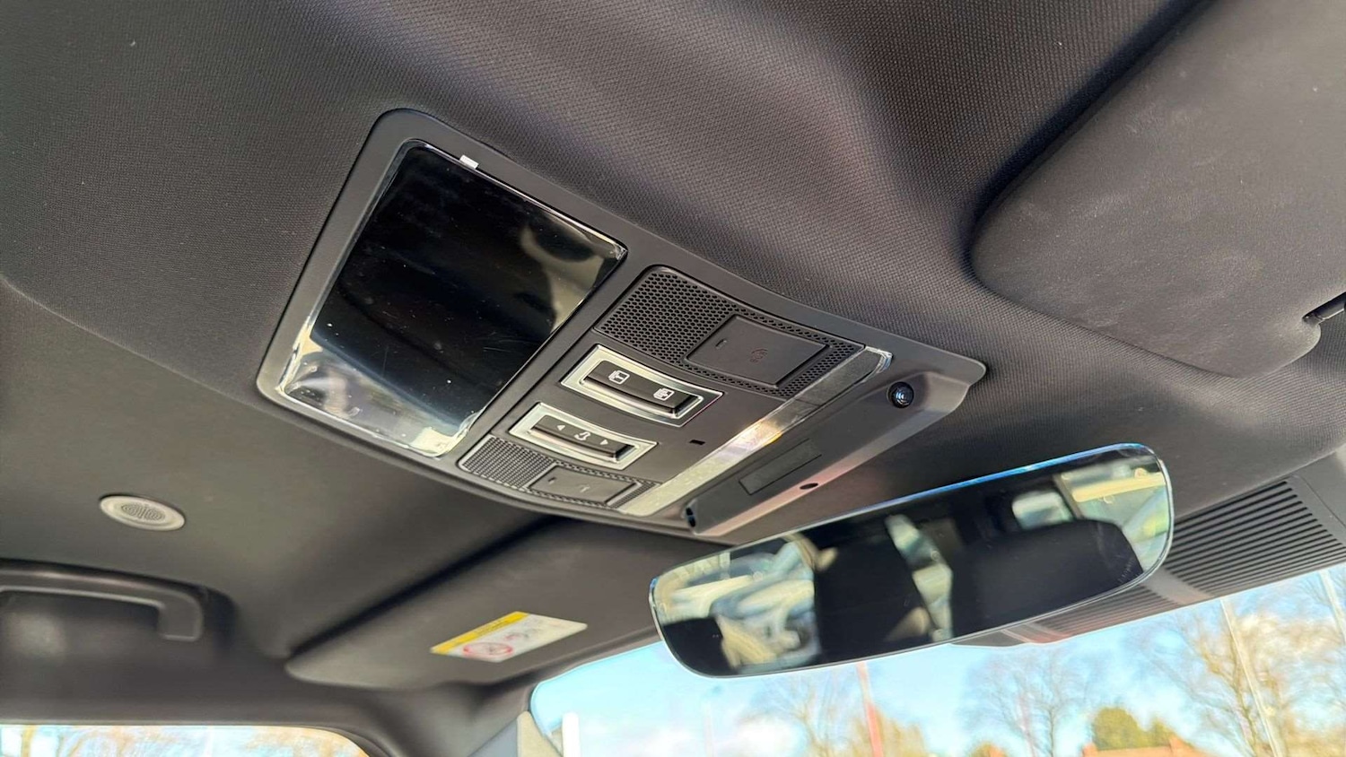 Used Land Rover Defender 2025 for sale - 78161246: Photo 23