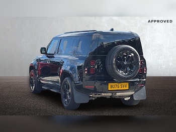 Used Land Rover Defender 2025 for sale - 78161246: Photo