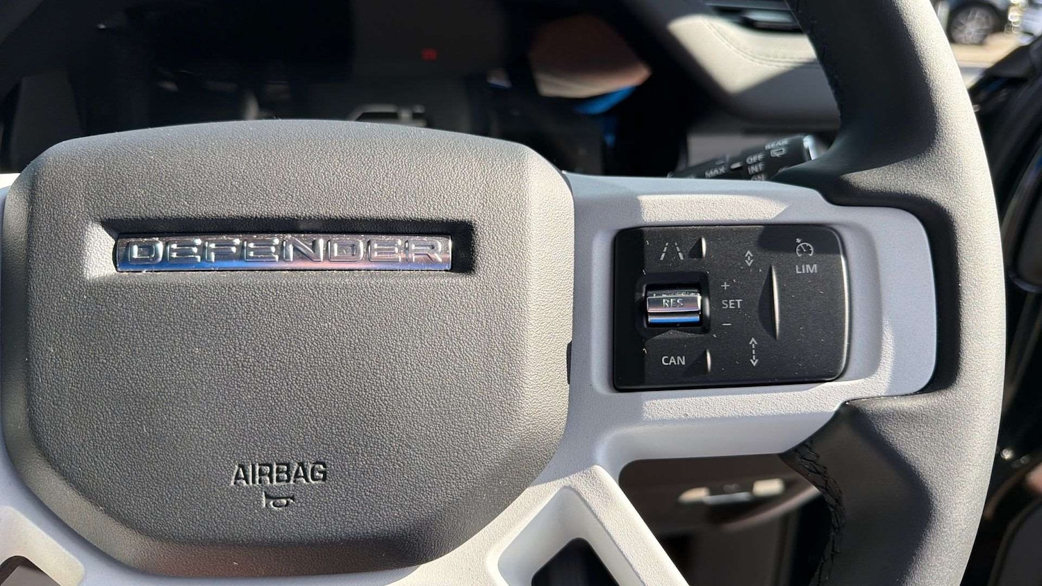 Used Land Rover Defender 2025 for sale - 78161246: Photo 33