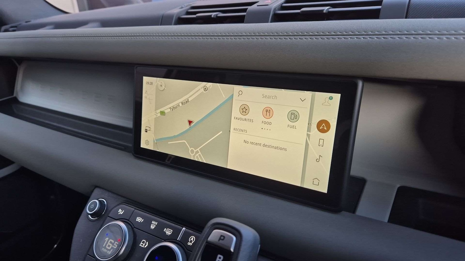 Used Land Rover Defender 2023 for sale - 76459833: Photo 11