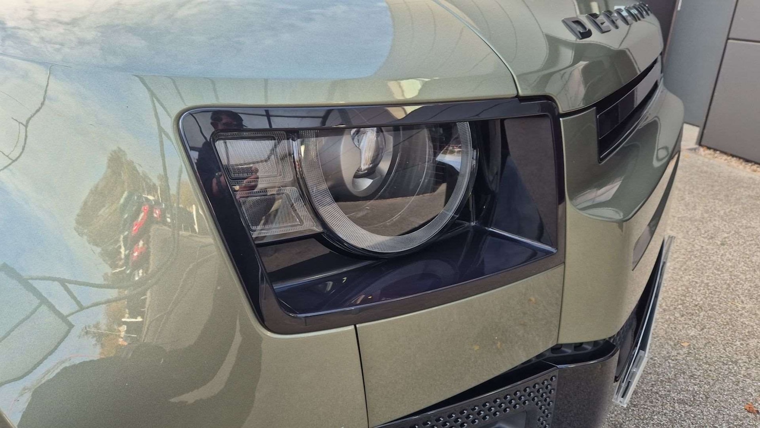 Used Land Rover Defender 2023 for sale - 76459833: Photo 17