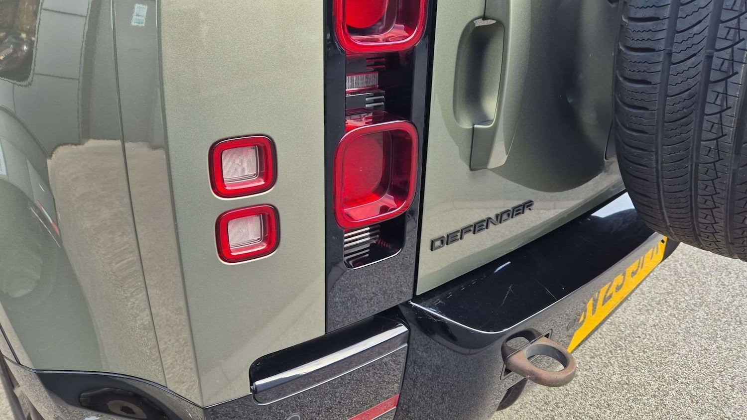 Used Land Rover Defender 2023 for sale - 76459833: Photo 19