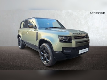 Used Land Rover Defender 2023 for sale - 76459833: Photo