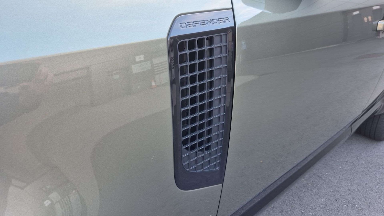 Used Land Rover Defender 2023 for sale - 76459833: Photo 20