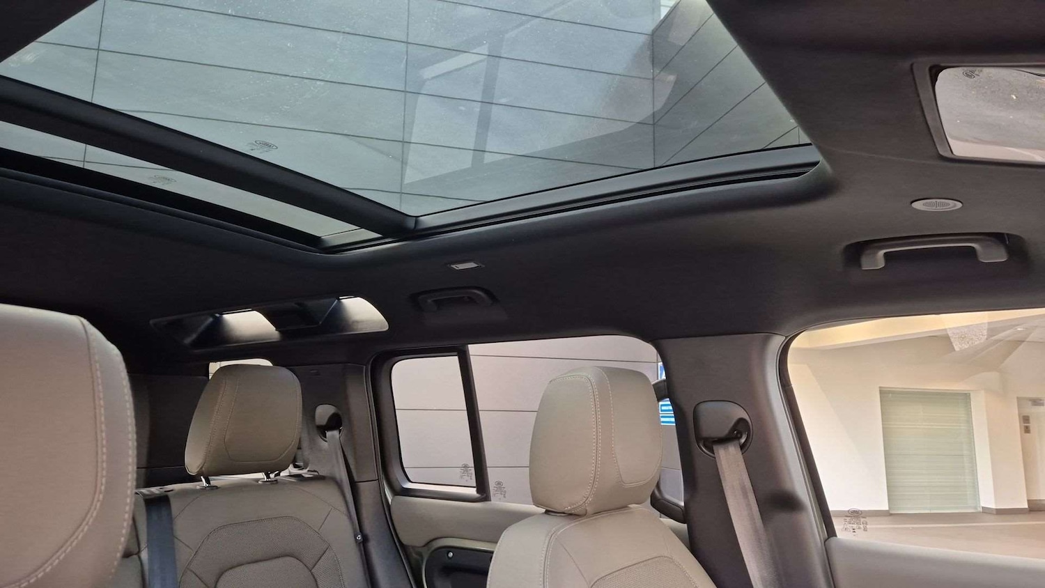 Used Land Rover Defender 2023 for sale - 76459833: Photo 21