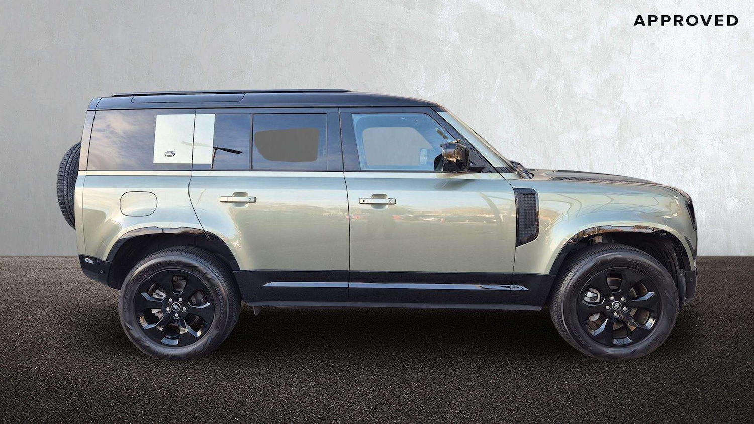 Used Land Rover Defender 2023 for sale - 76459833: Photo 5