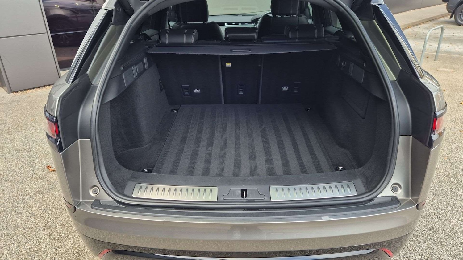 Used Land Rover Range Rover Velar 2020 for sale - 76459830: Photo 10